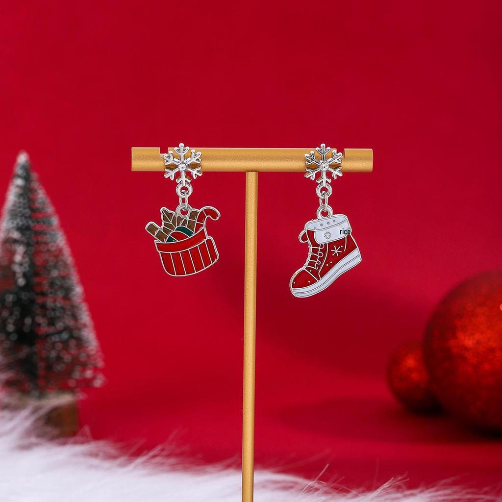 Grenzüberschreitende festliche asymmetrische Ohrringe mit Weihnachtsmann und Rentier