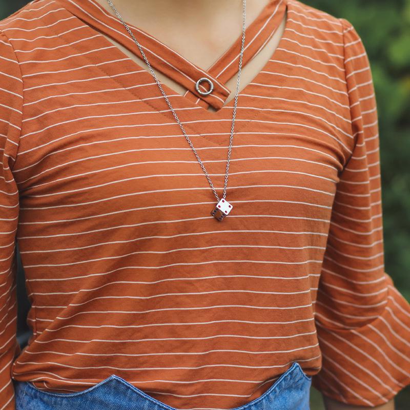 Trendy Unisex Lucky Dice Pendant Necklace: Minimalist Solid Color Design