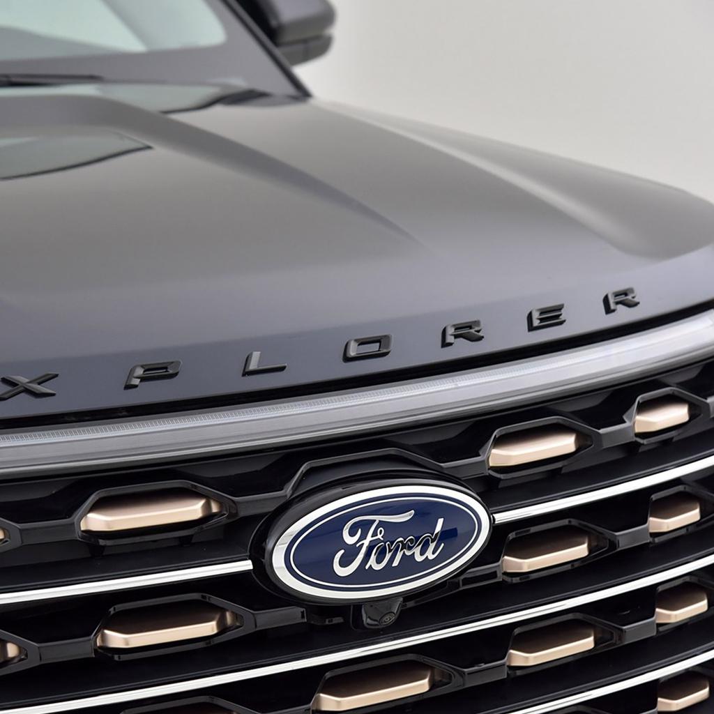 AAAI1 For Ford Focus 2 Mustang F150 Ranger F350 Escape Fiesta Car Styling Front Hood Emblem Rear Boot Badge Front Grille Logo Stickers
