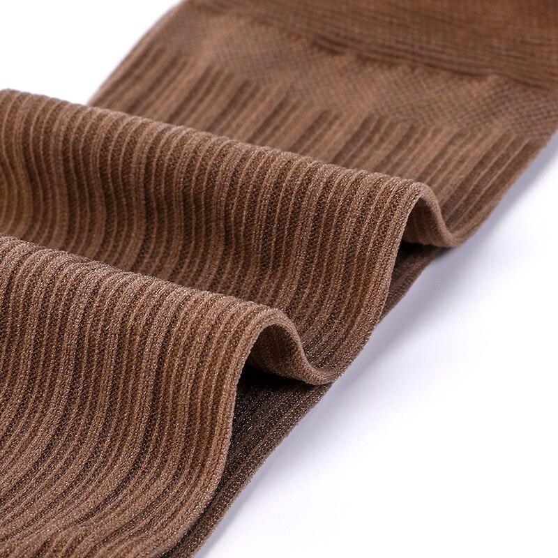 1 paire de chaussettes tendance pour femme, couleur unie, douces et mignonnes, en maille fine