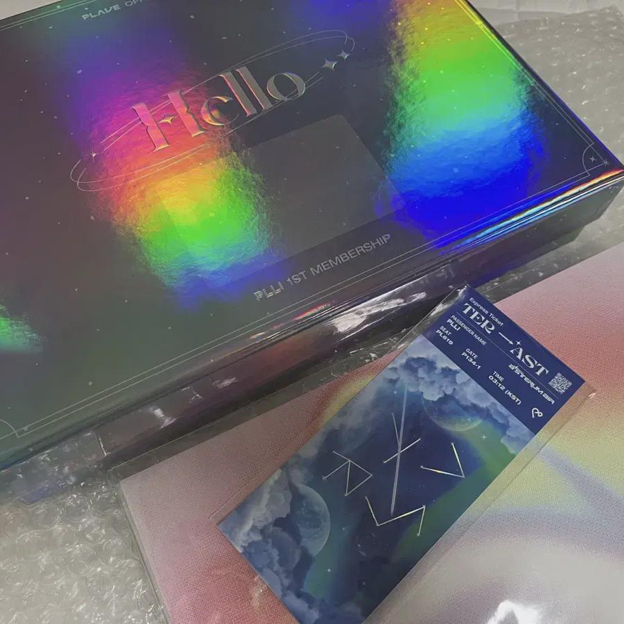 

Plave Membership Kit Box+tickets+booklet