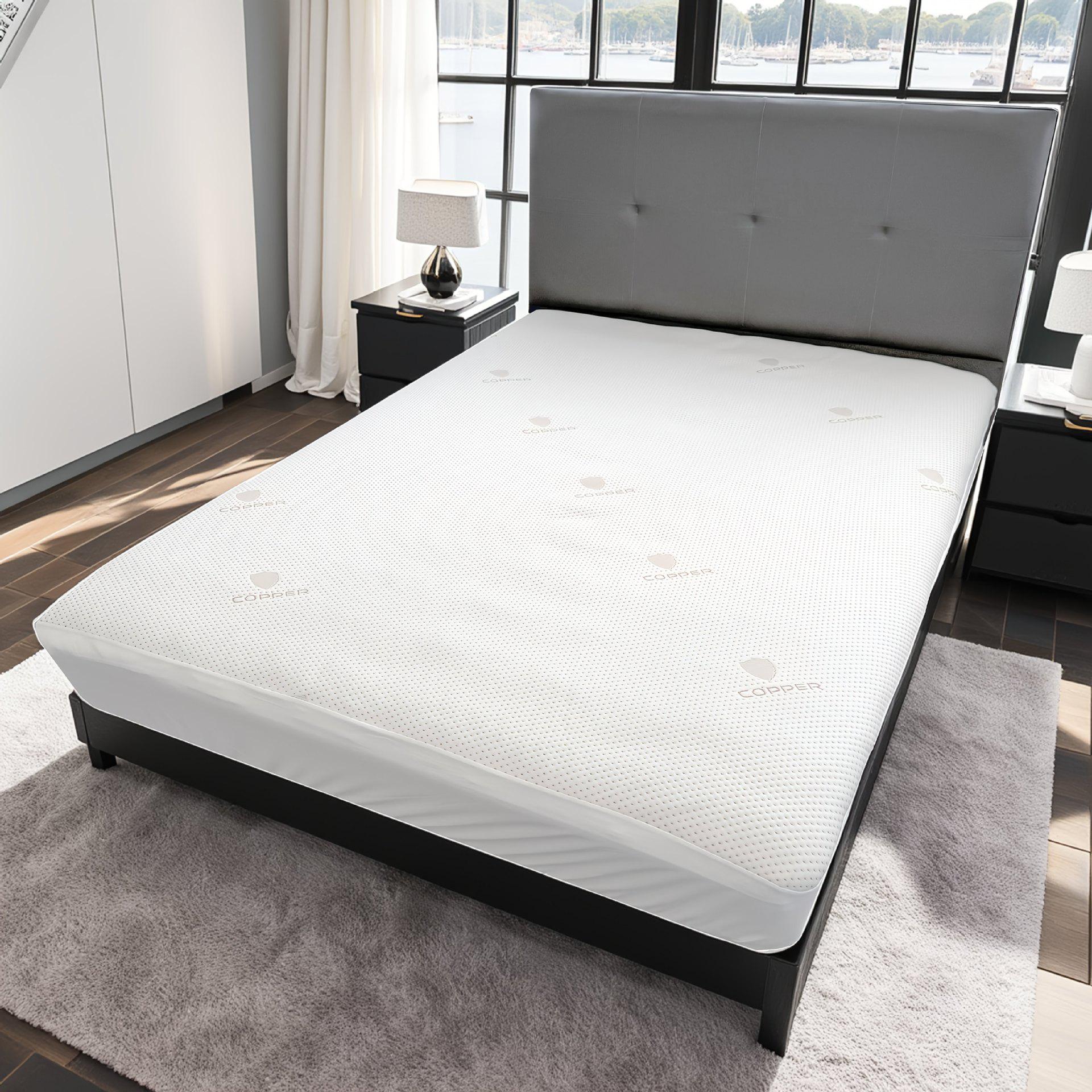 Waterproof Floral Triangle Mattress Protector - Soft Polyester, Oil & Dust Proof 120x200 cm