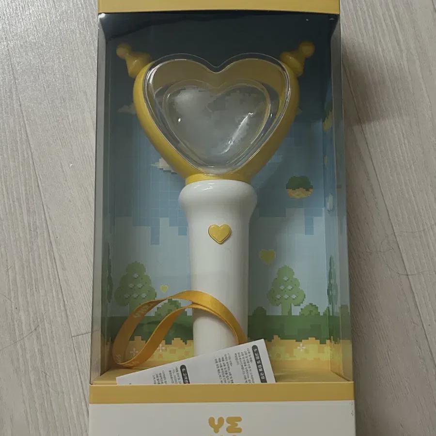 

Чой Йена Lightstick Гуми Бонг