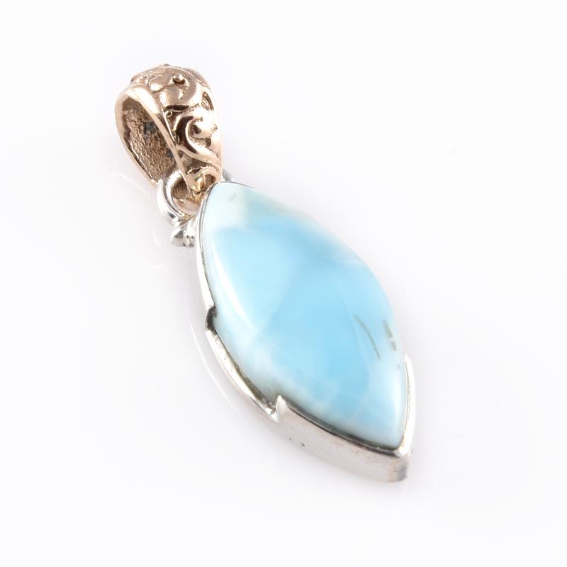 

Двухцветный кулон из стерлингового серебра 925 пробы Natural Republic с драгоценным камнем Ларимар, размер 1,3 дюйма, P8J25