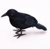 Ornamento di Halloween con Piuma di Corvo Nero: Oggetto Floccato per Decorazione Horror