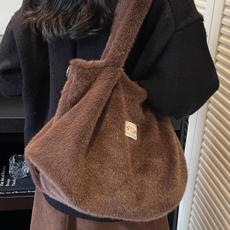 Large-capacity Plush Bag, Fashionable and High Appearance Level Tote Bag, Handbag, Furry Shoulder Bag
