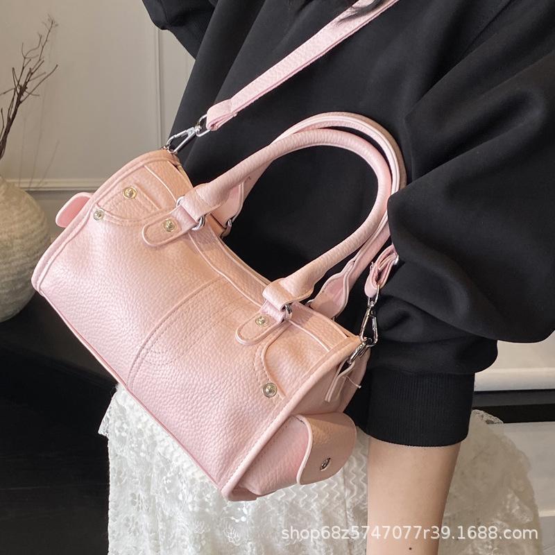 Spring New Product High-end Texture Fashionable Versatile Going Out Pillow Bag Women's 2025 New Shoulder Bag Portable Messenger Bag