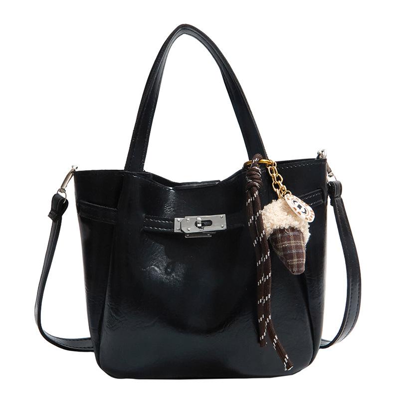 Bucket bag high-end niche design retro simple women s handbag small bag commuter shoulder messenger bag