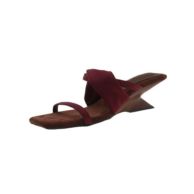 High-end French wedge heels cool slippers fairy wear 22 years of new summer temperament high heels sandals