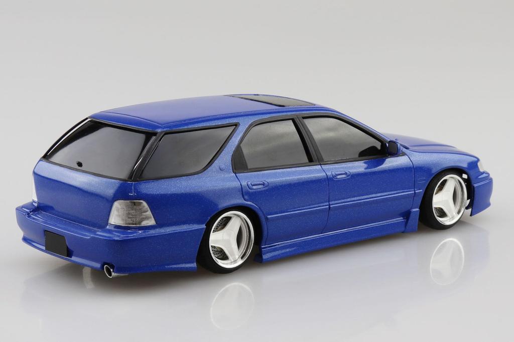 Aoshima Bunka Kyozaisha Seria samochodów tuningowanych Honda CF2 Accord Wagon Wygładzanie Specyfikacja Model plastikowy 1/24 nr 94 '96 (Samochód)