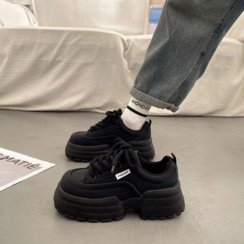 

Popular 2025 spring and autumn new super fire muffin casual sports shoes platform white shoes women s height-increasing versatile board shoes The above are all in stock. білий