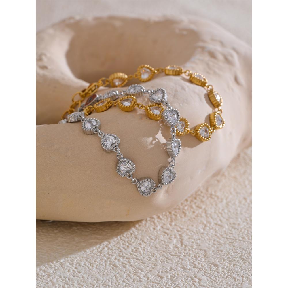 Eetit Heart Cubic Zirconia Shiny Waterproof Bracelet Bangle Stainless Steel Jewelry Casting Technology Holiday Gifts