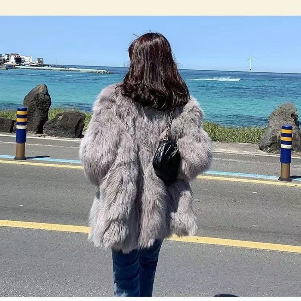 Autumn and Winter New Imitation Fox Fur Coat Temperament High-end Celebrity Warm Coat