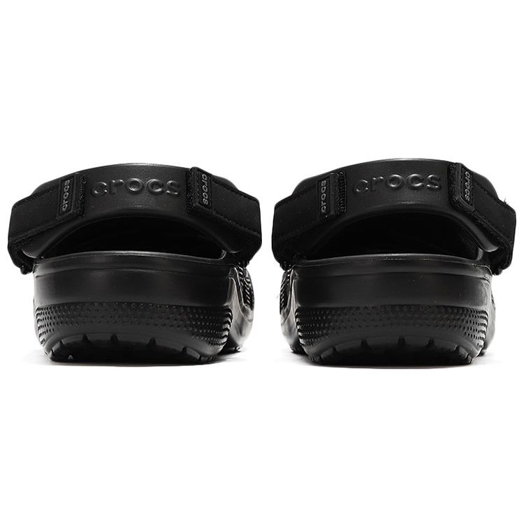 Crocs Classic Clog Eva Round Toe Textured Clogs Men Clogs Black 207142-001
