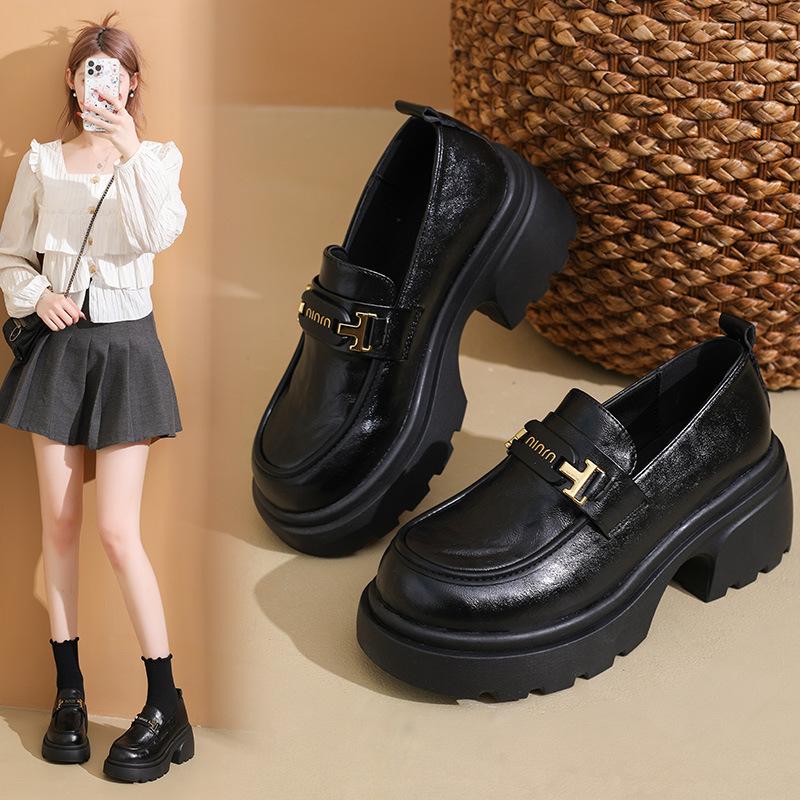 Autumn new small man height increase black women's retro British style platform small leather shoes