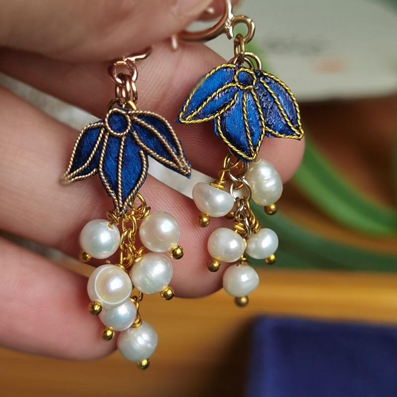 

Нематериальное культурное наследие Филигрань Эдельвейс Ручная работа Имитация шелка Точка Зеленый лист Бахрома Серьги Повседневные Ципао Античные Серьги Ханфу