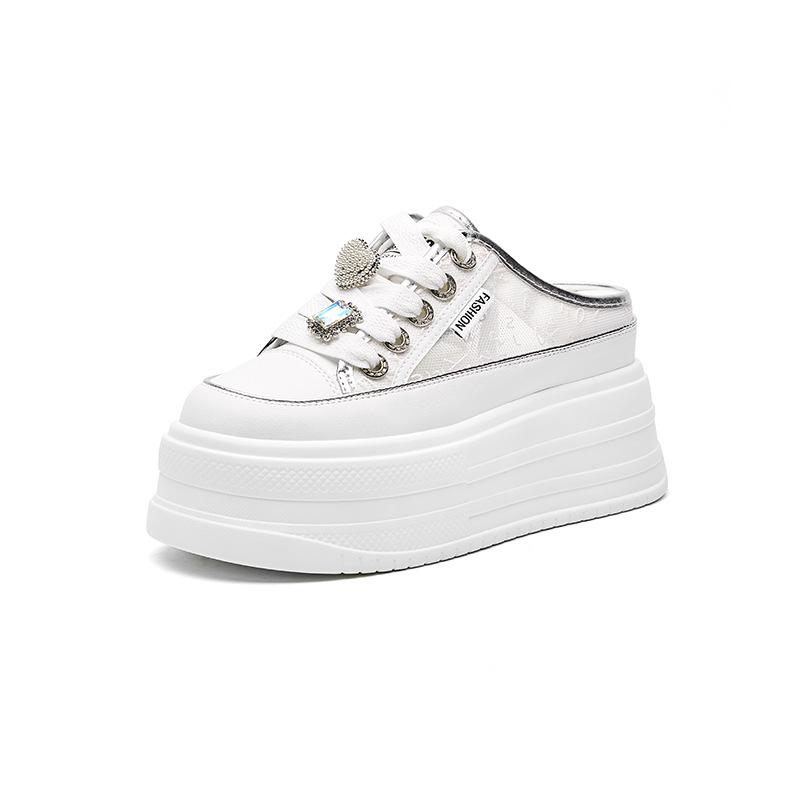 

Platform white shoes women s summer new breathable half slippers women s 2025 summer new leather versatile sports and leisure 39 серебряный
