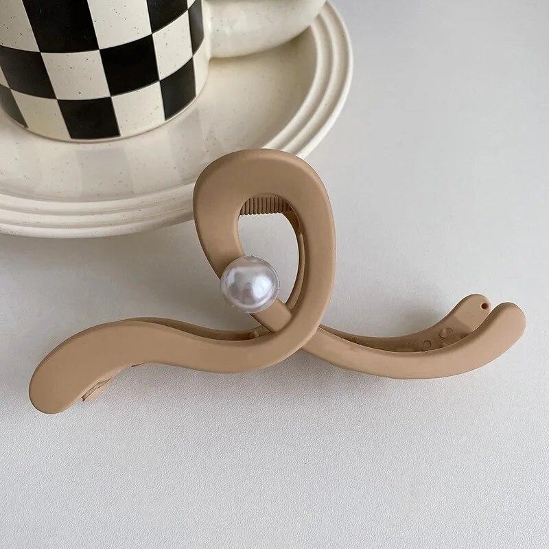 Pinces à cheveux vintage à motif géométrique creux, style crabe et requin, accessoires pour cheveux de fête pour femmes