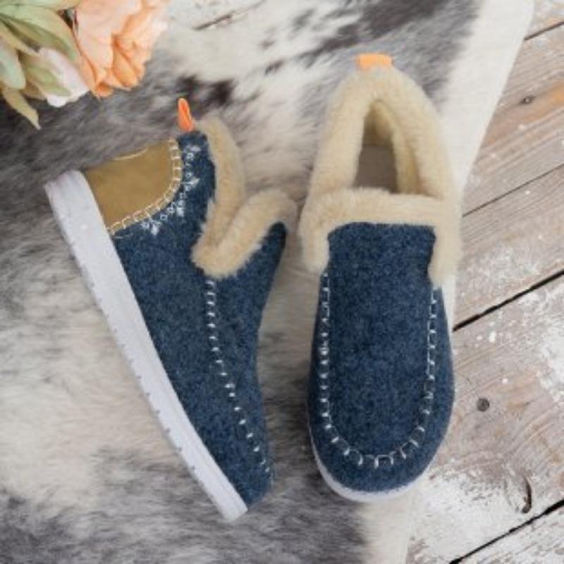 Large Size New Winter Women's Cotton Shoes, Piled and Thickened Rough Edge Warm Flat Cotton Shoes