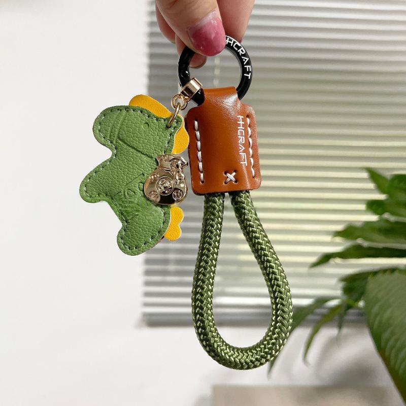 

1Pcs Personalized Pony Key Chain Rope Handmade Leather Horse Car Keychain Pendant For Men And Women as the picture