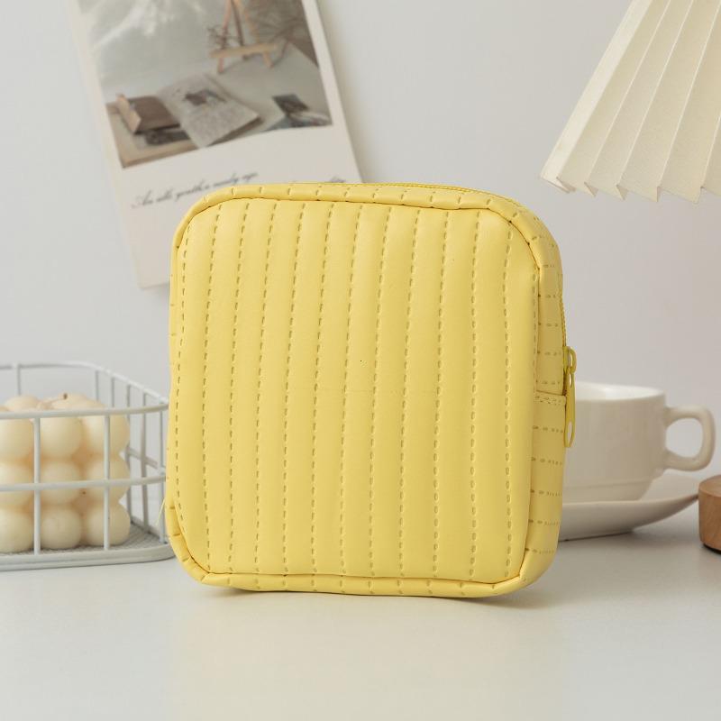

Candy Color Leather Sanitary Pad Pouch Women Small Cosmetic Organizer Bags Lipstick Data Cable Headphone Case Zipper Coin Purse 12.5x12.5x5cm жовтий