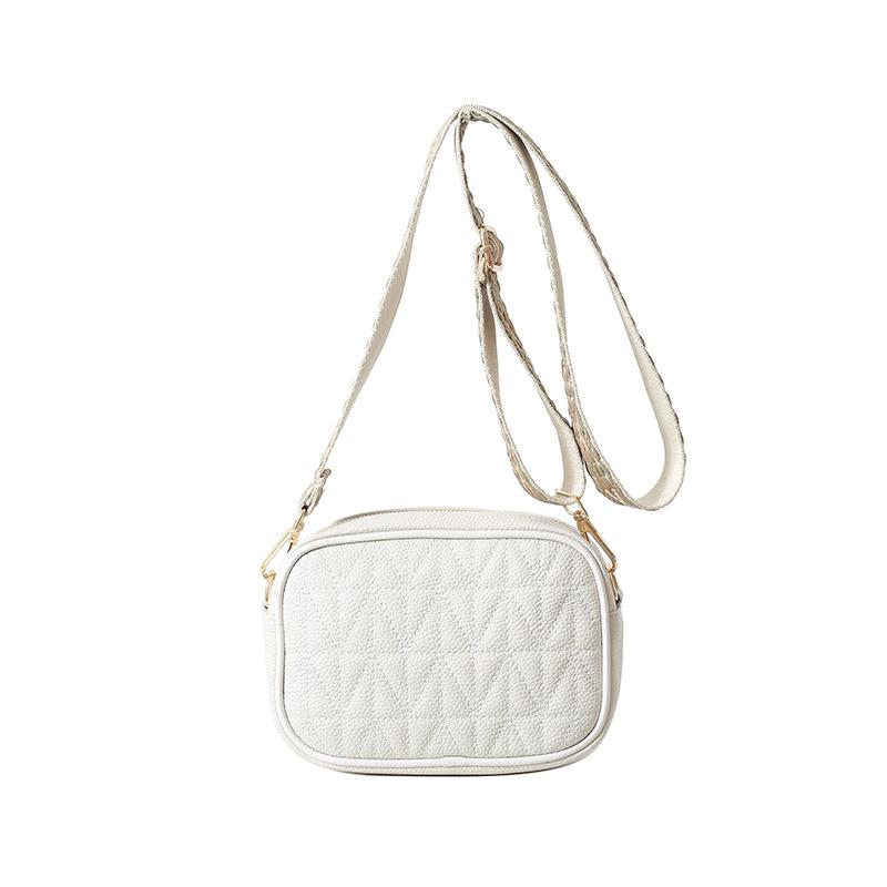 

Ladies Fashionable Crossbody Bag Simple and High-end Niche Single-shoulder Bag High Appearance Level Embroidered Thread Small Square Bag білий