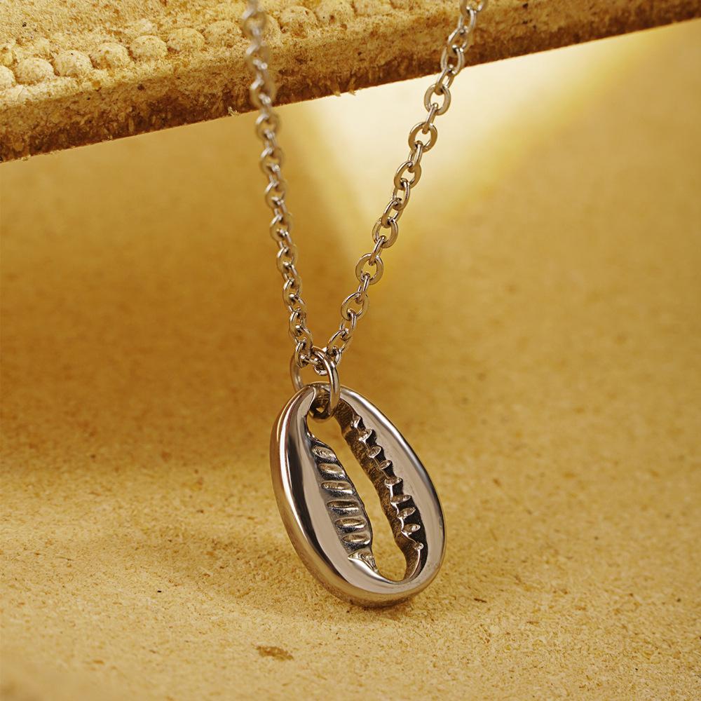 

Stainless Steel 18K Gold Plated Cowrie Shell Pendant Necklace Minimalist Dainty Choker Jewelry Gift For Women Men