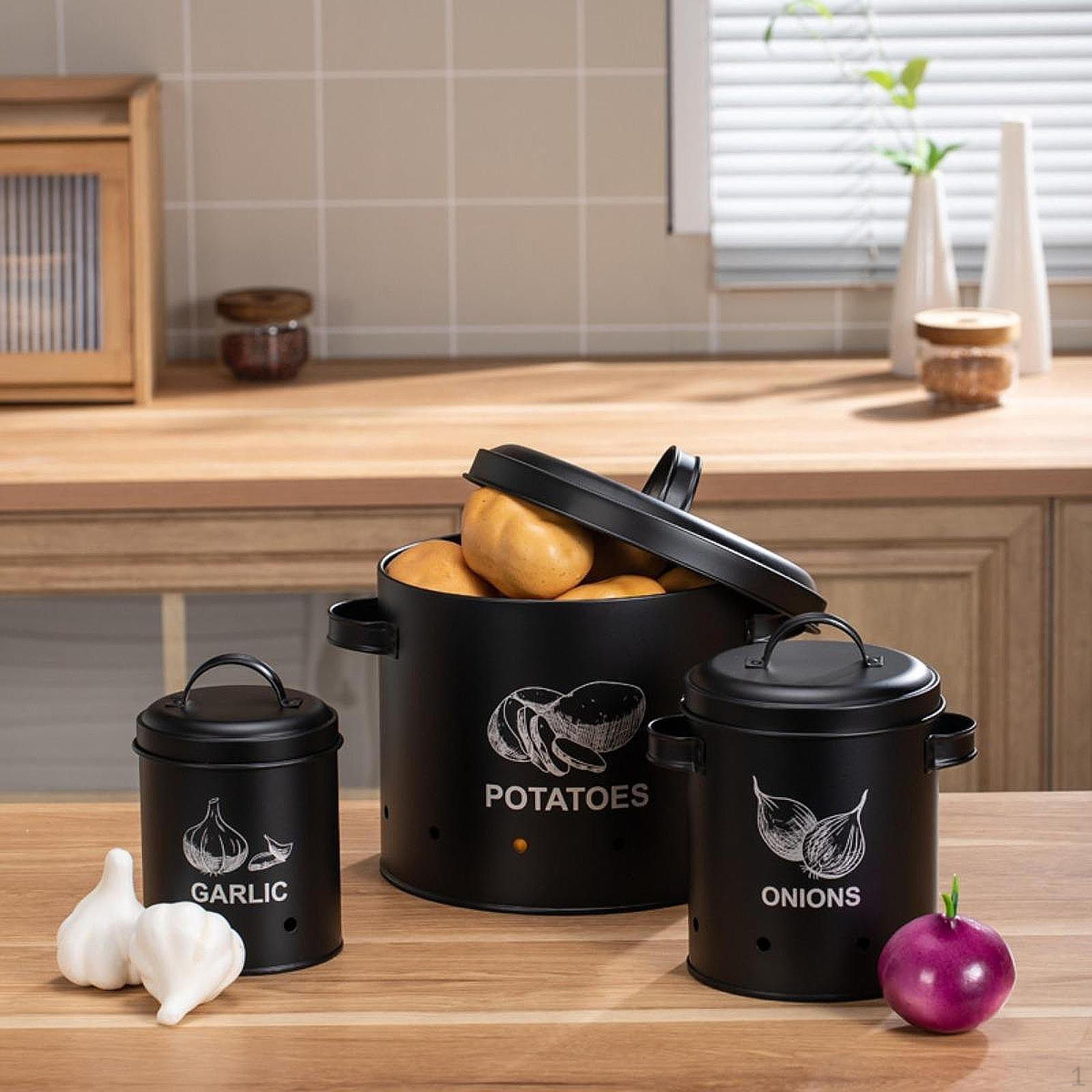 

Набор из 3 кухонных контейнеров для чеснока, картофеля, лука с отверстиями для аэрации чёрный