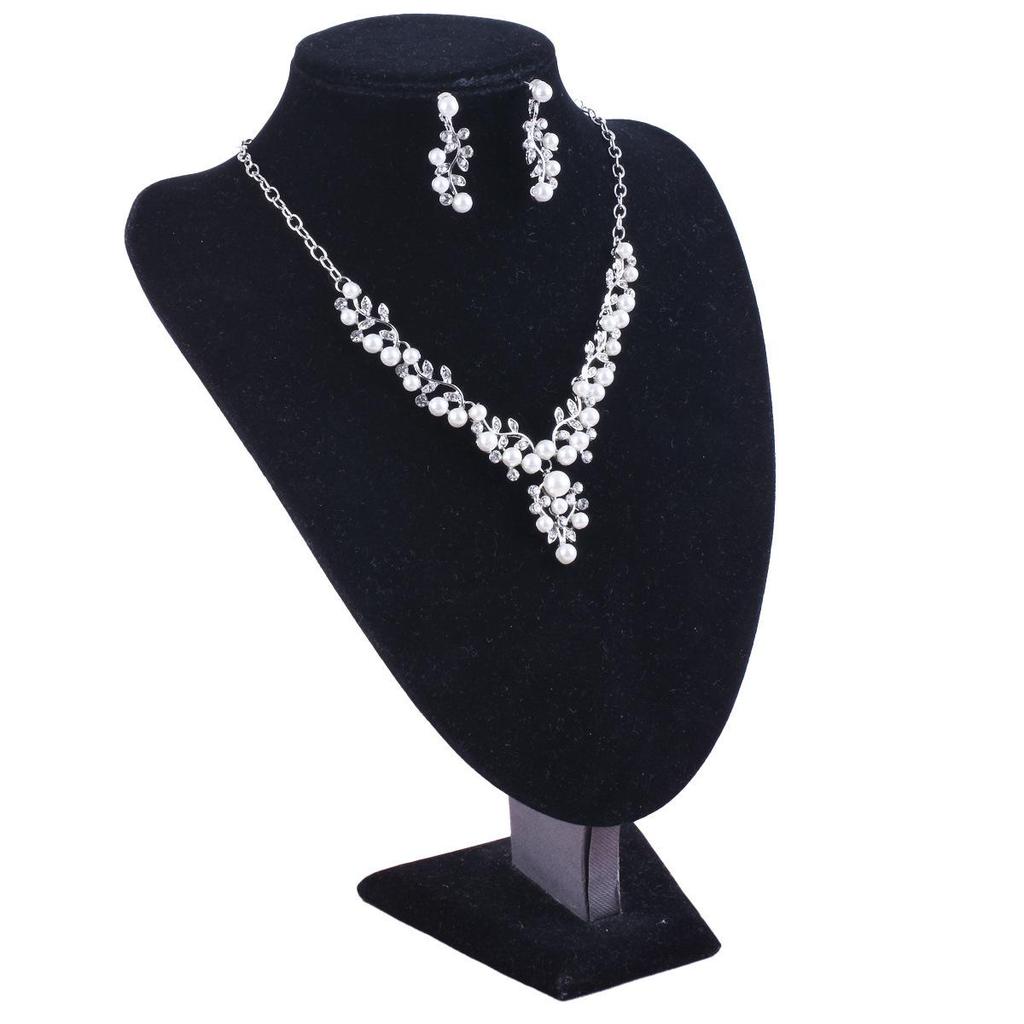 Rhinestone Clavicle Necklace & Earring Set for Brides - Korean Style, Simple & Versatile for Wedding or Evening Gown.