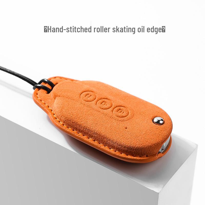 Wuling Hongguang Mini EV Macaron 2022 GameBoy Key Case with Suede Shell and Buckle