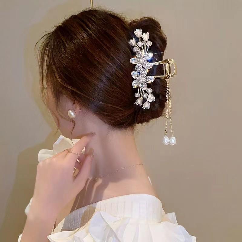 Pearl Flower Tassel Hair Claw Clip Ponytail Hair Clip Shark Clip Korean Exquisite Women Hair Accessories Fashion Headdress