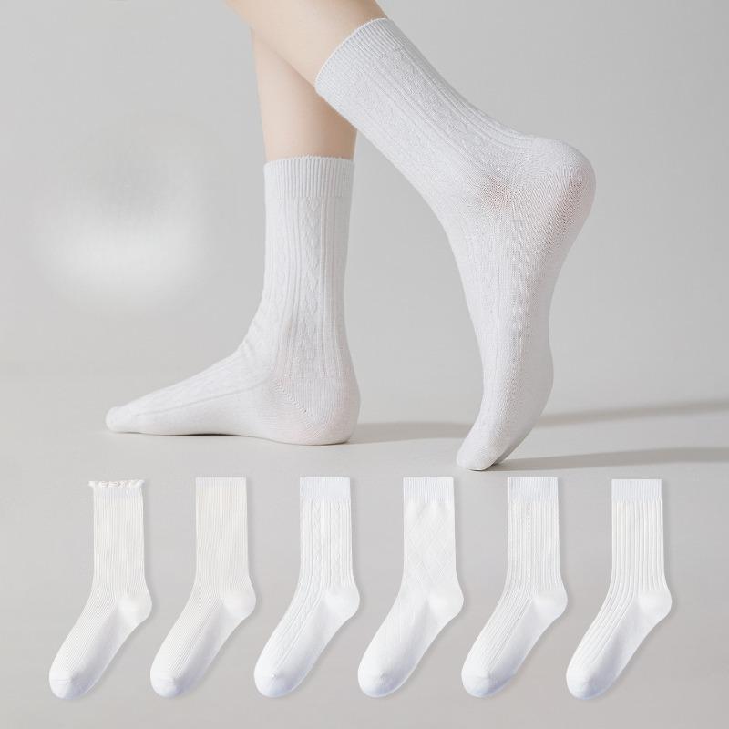 Female Spring and Autumn Comfortable and Casual Pure Color Boneless Sweat Absorption Breathable Multi Pattern Socks