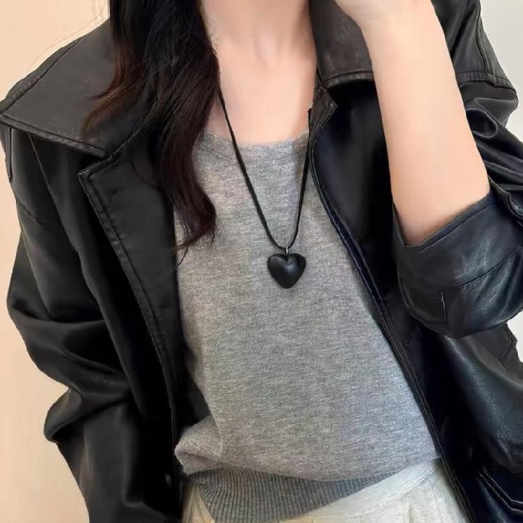 Fashionable Resin Heart Choker with Velvets Tie Adjustable Length Neckchain for Women Eye Catching Sweater Chain Jewelry