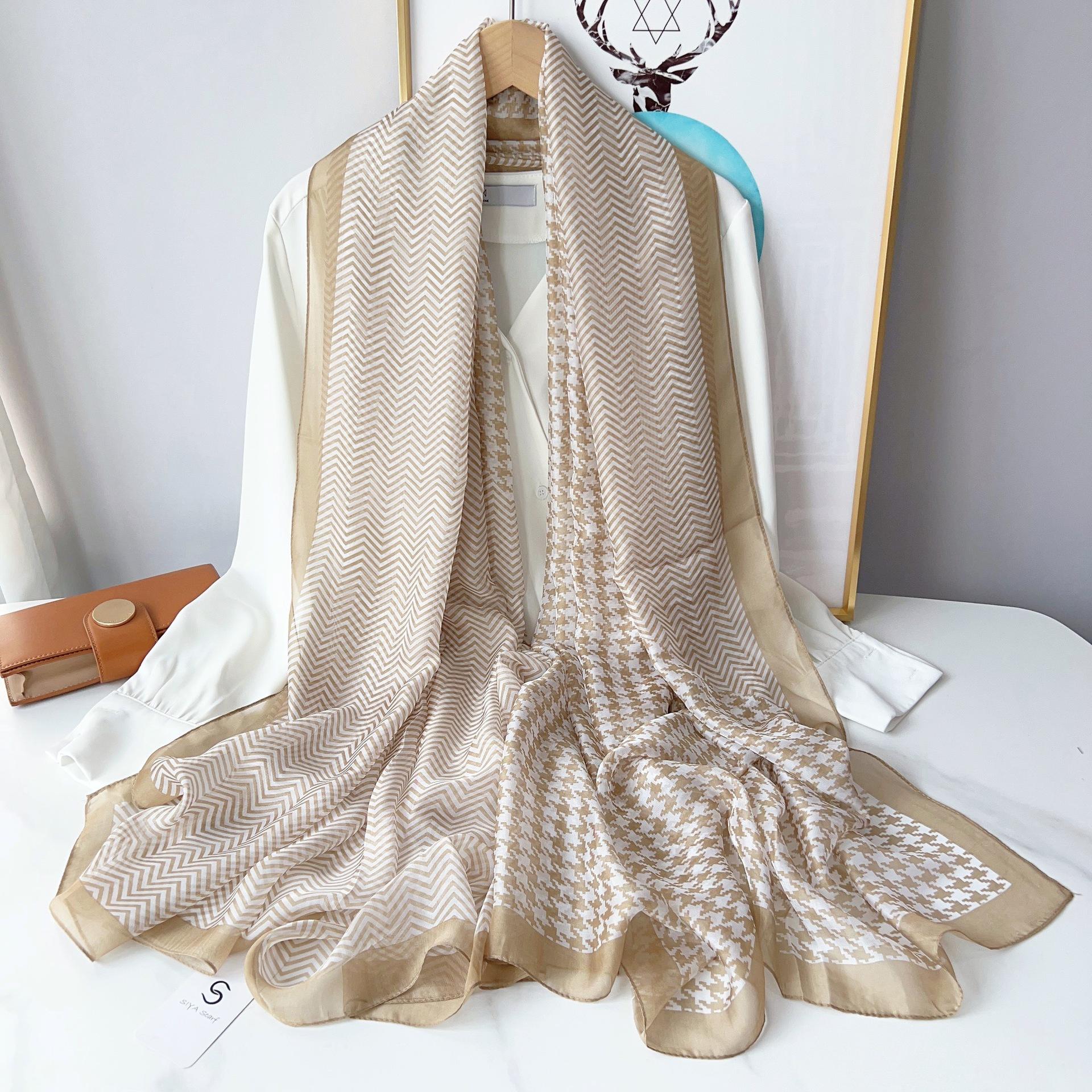 

Женский модный шарф, мягкое полиэфирное волокно, повседневный стиль, можно стирать вручную, декоративный аксессуар для использования на открытом воздухе 180*130cm