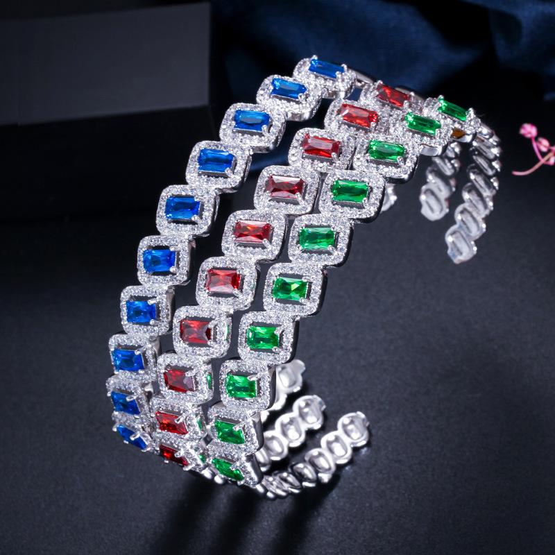 S0149 Delicate Hand Jewelry, Micro-Inlaid Zircon Bracelet