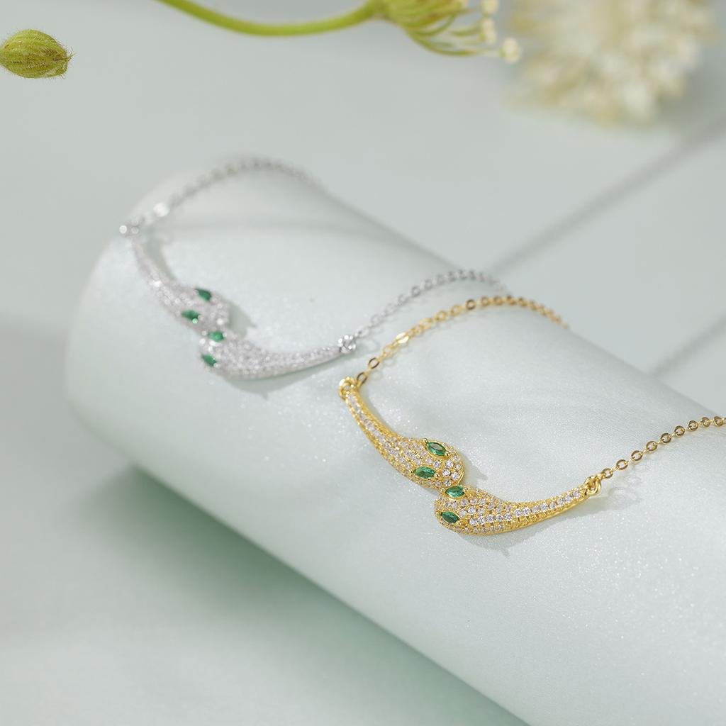 S925 sterling women's fashion light luxury full diamond small green snake collarbone chain advanced sense green eye spirit snake