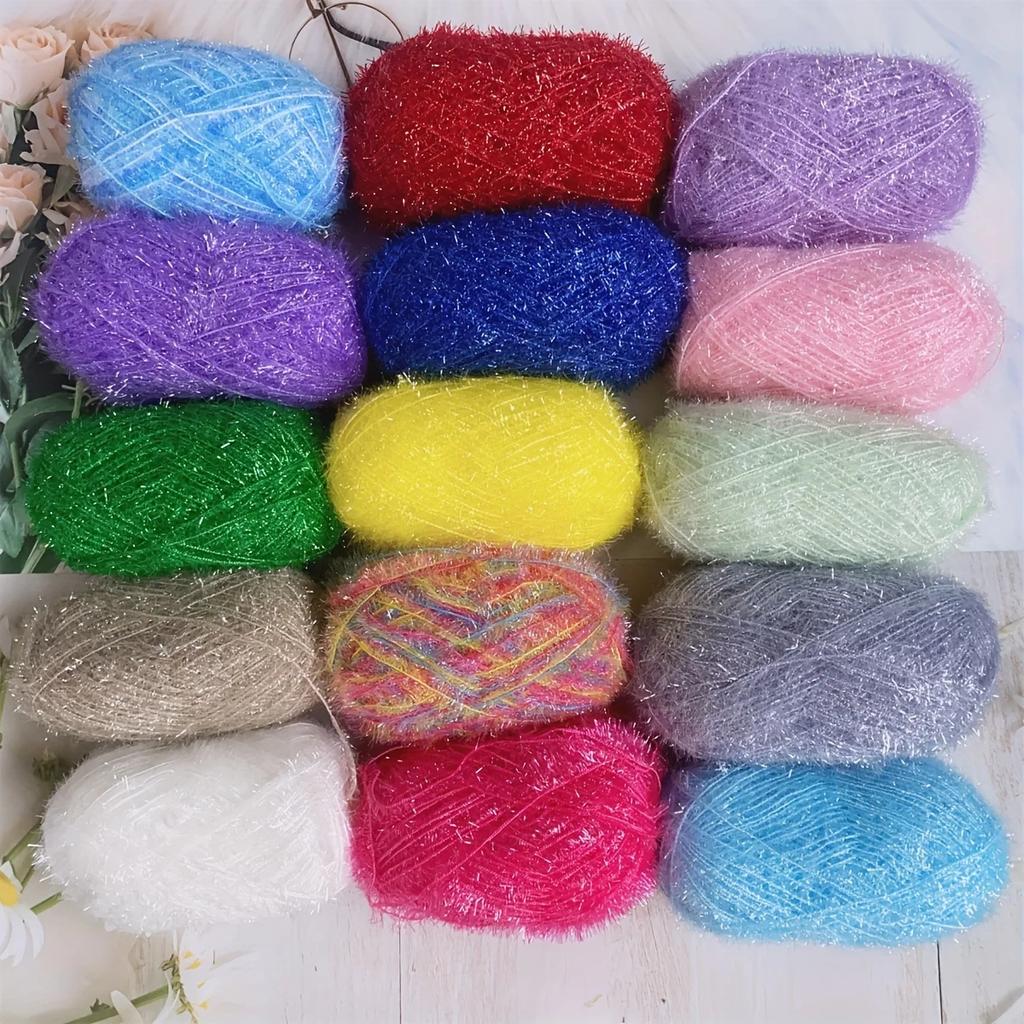 4 Stück buntes Polyester-Wimperngarn-Set - Flauschiges Bastelgarn zum Häkeln, DIY-Handstrickzubehör, Großpackung 400g