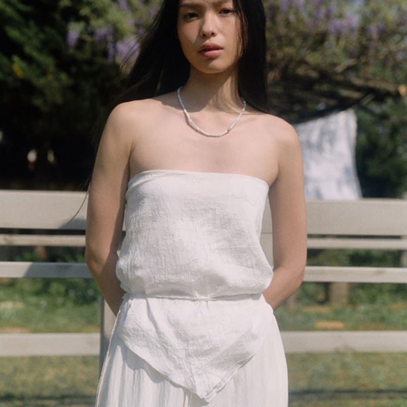 VERY OLD Embroidery scarf top_ivory