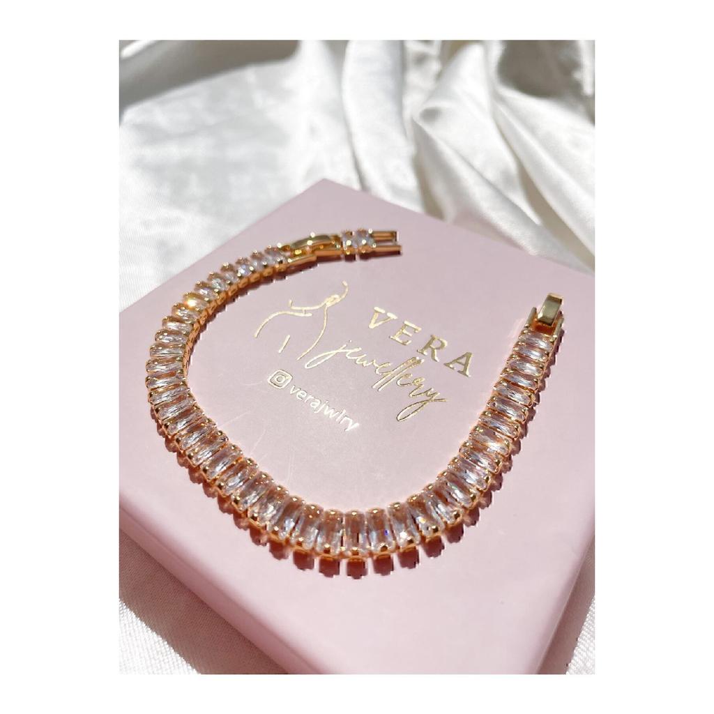 Vera Jewelery Steel Women's Gold Waterway Bracelet