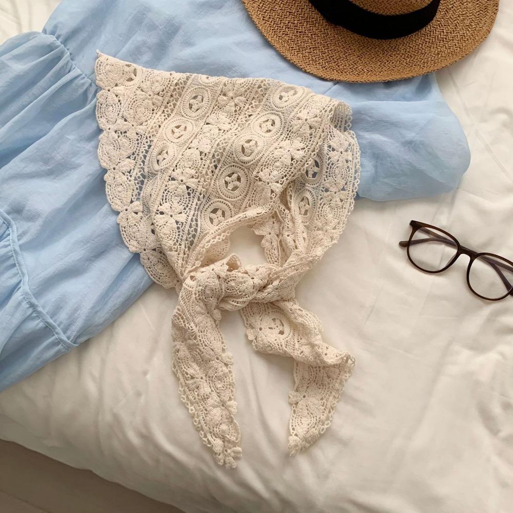 White Lace Triangle Scarf Fake Collar Flower Scarves Elegant Hip Scarf  Female