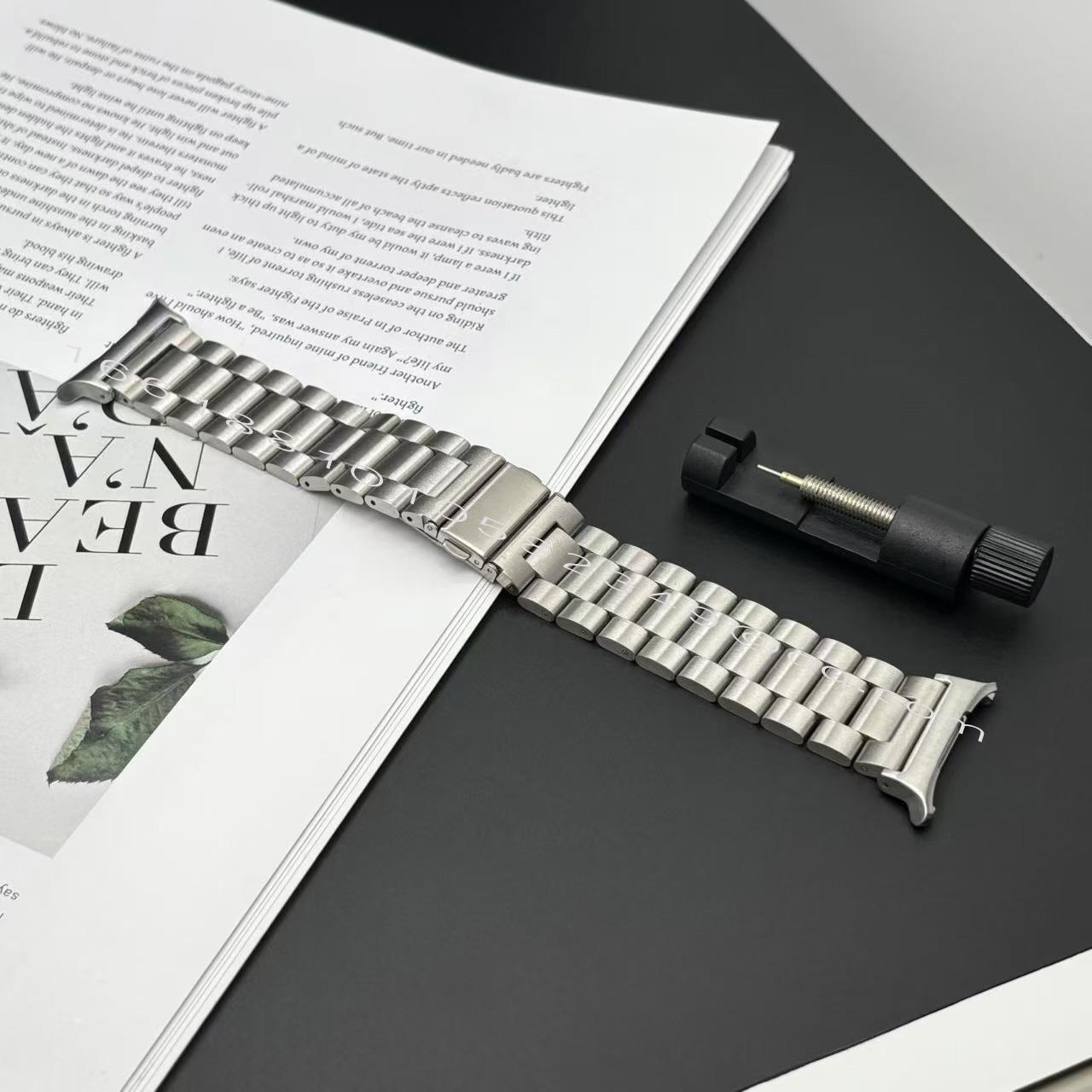 

Для Samsung Galaxy Watch Ultra 47 мм ремешок для часов из нержавеющей стали праздничный подарок металлический браслет сменный ремешок идеальный выбор для подарка Galaxy Watch Ultra серебряный