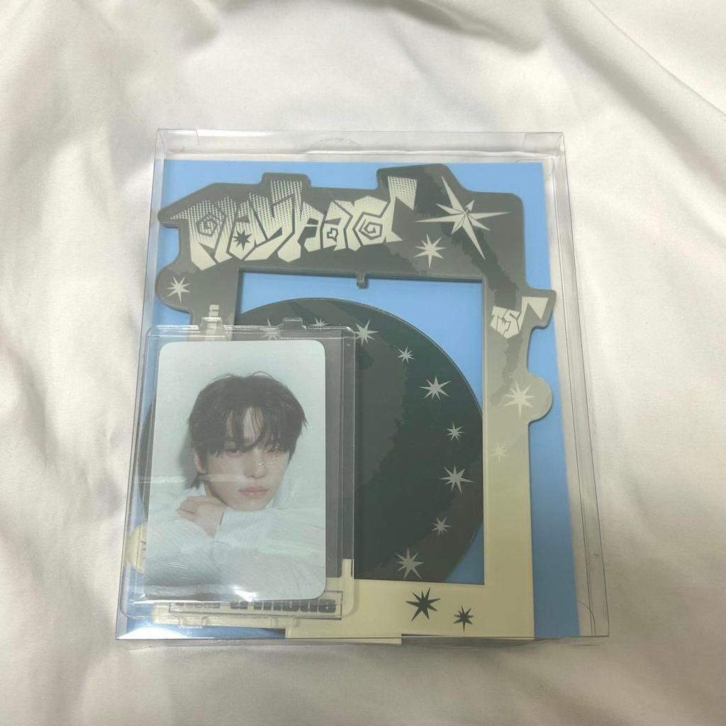 [USED] tws play hard popup Signu acrylic stand