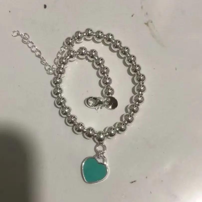 Elegant Women’s Love Heart Bracelet: Simple, Versatile, Fresh Bead Design for Daily Fashion