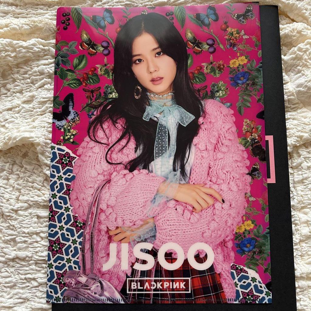 [USED] BLACKPINK JISOO Clear File Can Badge
