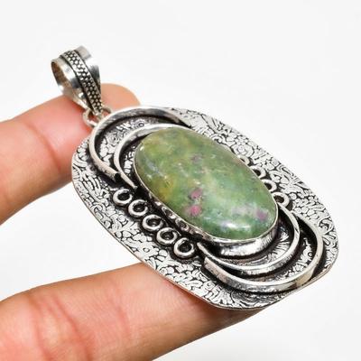 ყელსაბამები და გულსაკიდები – კულონები და გულსაკიდები