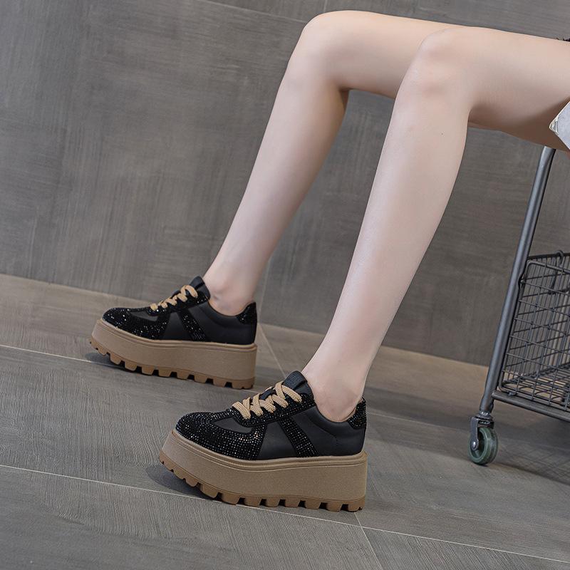 Dexun Shoes Platform Spring Heightening Women's Retro Matte Leather Plus Rhinestones Casual Fashion Sports Board Shoes Women's Shoes
