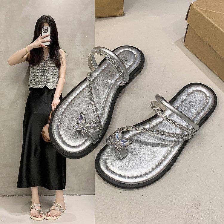 Mezzanine Flat Slippers Women's Summer Wear 2025 Summer New Pearl Beach Sandals Fashion Ins Fairy Style