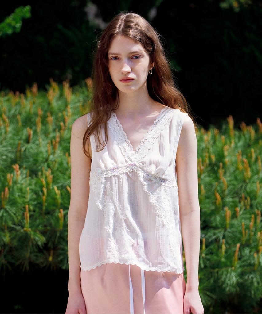 Seuleubi Erin Lace Cami Blouse_2 Color