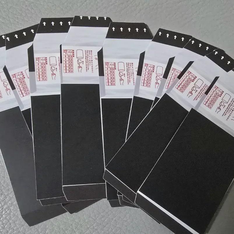 

9 видов отрывных карточек с обычного шоукейса Zerobaseone