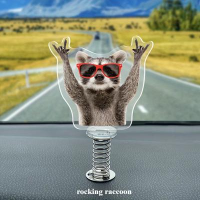 Adorno de juguete para coche, mapache mecedor, adorno divertido de resorte acrílico 2D, colgante para coche, regalo divertido y divertido para viajes.